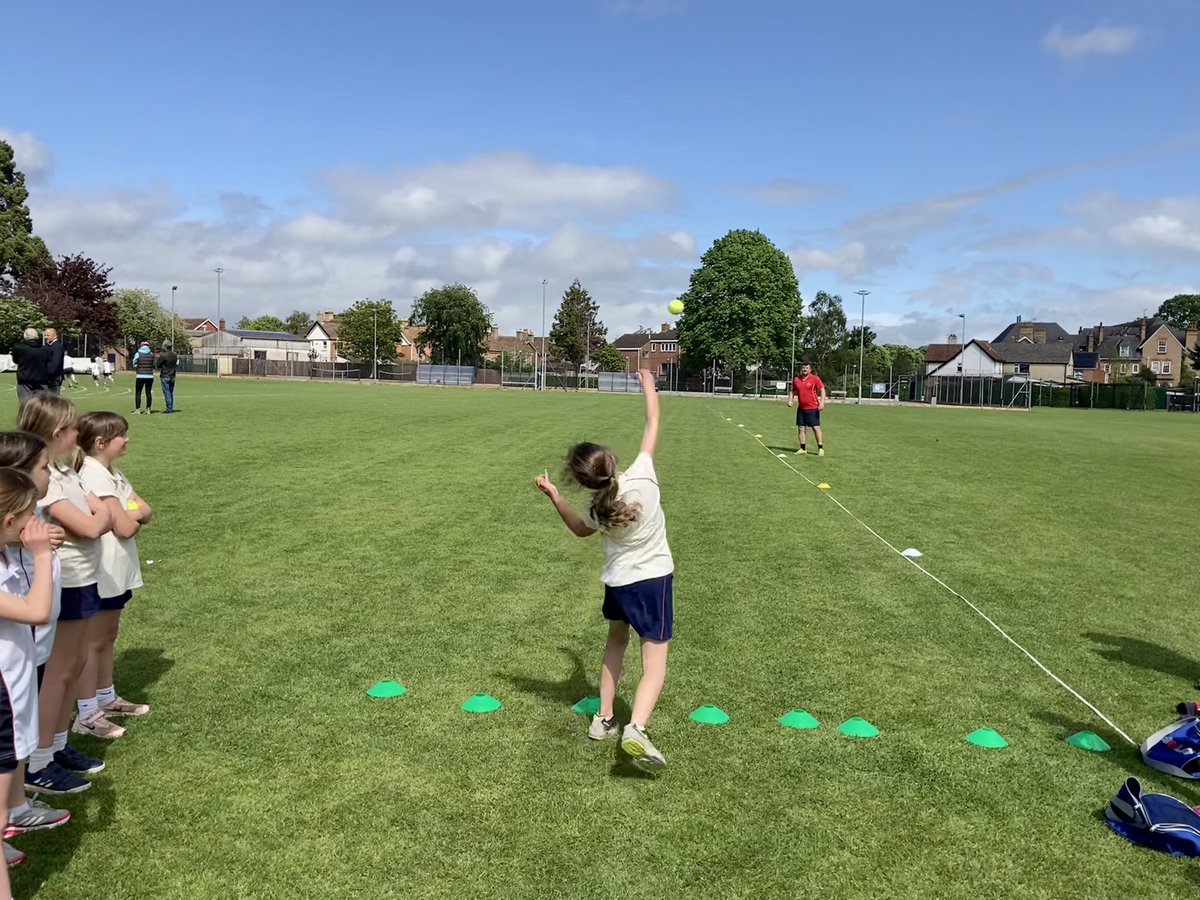 KingsCollPrepCC's tweet photo. Thanks @sporttps for hosting our U9 boys and girls this afternoon. They had a great time, whilst the U8s were also competing in a mini pentathlon at home.
#everyoneinvolved
@kingshallsport
@KingsHallSchool
@KHS_Head https://t.co/8Xf85OhVvU