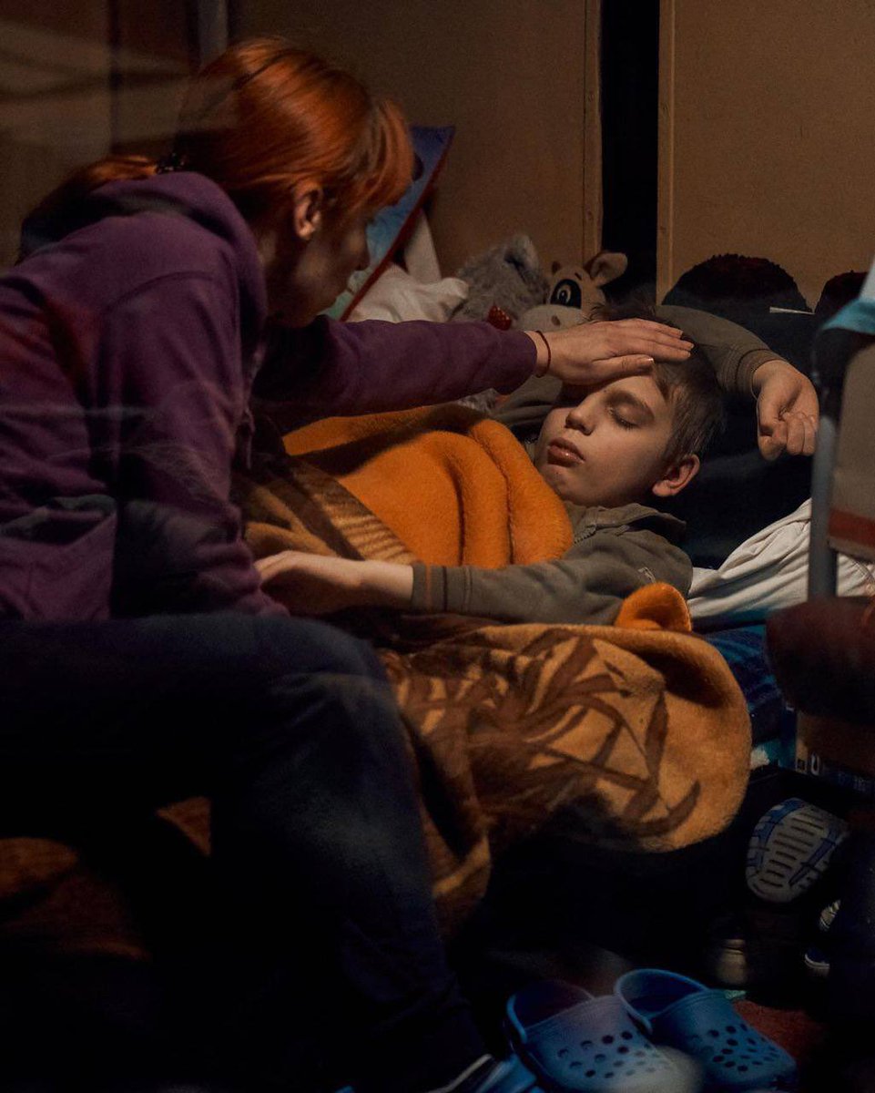 BogdanaUkraine's tweet photo. Wartime in the city of Kharkiv 2022, spring.  I can't believe this can happen in the 21st century.  People live in the subway like in a horror movie.  Husbands die in war protecting their families and the whole country.  Children become orphans....  Why? 
#StopWarInUkraine #help https://t.co/7rZFPATv7J