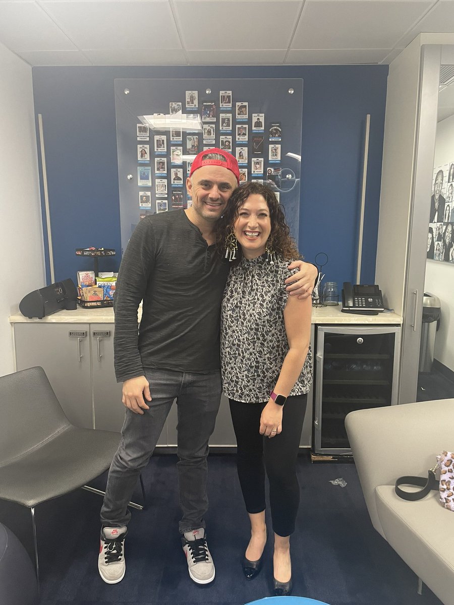 randizuckerberg's tweet photo. Cannot WAIT for you to hear the magic and wisdom that @garyvee just recorded for my SiriusXM show &amp; podcast, in front of a live studio audience. From the kids of Web2 to the “adults” of Web3, it’s been a pleasure to grow up with the internet together, GV! https://t.co/aYDE0O09re