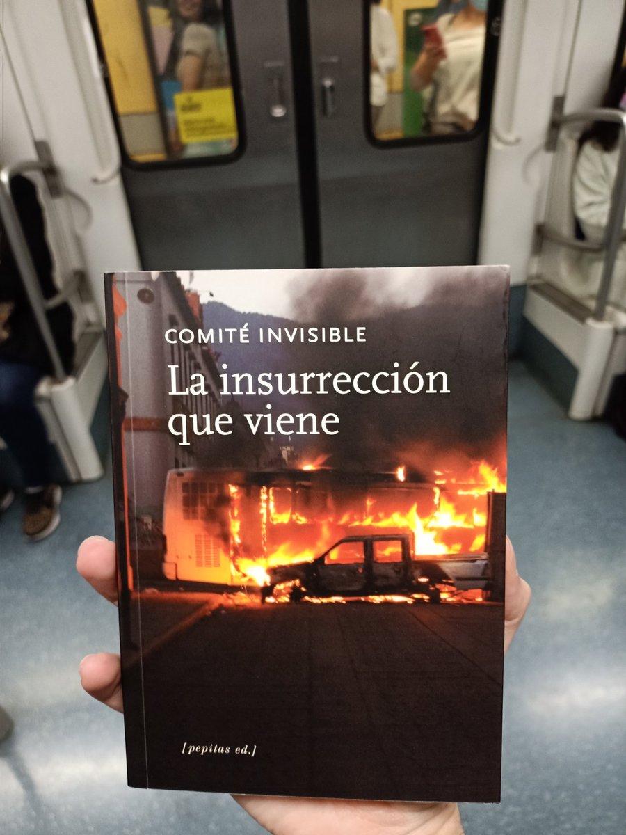pharmakos1312's tweet photo. Esto, y no la Fenomenología del Espíritu (como dijo Marx), es la Biblia del proletariado @pepitaseditora #Tiqqun #ComiteInvisible https://t.co/TKcVKGQQpf