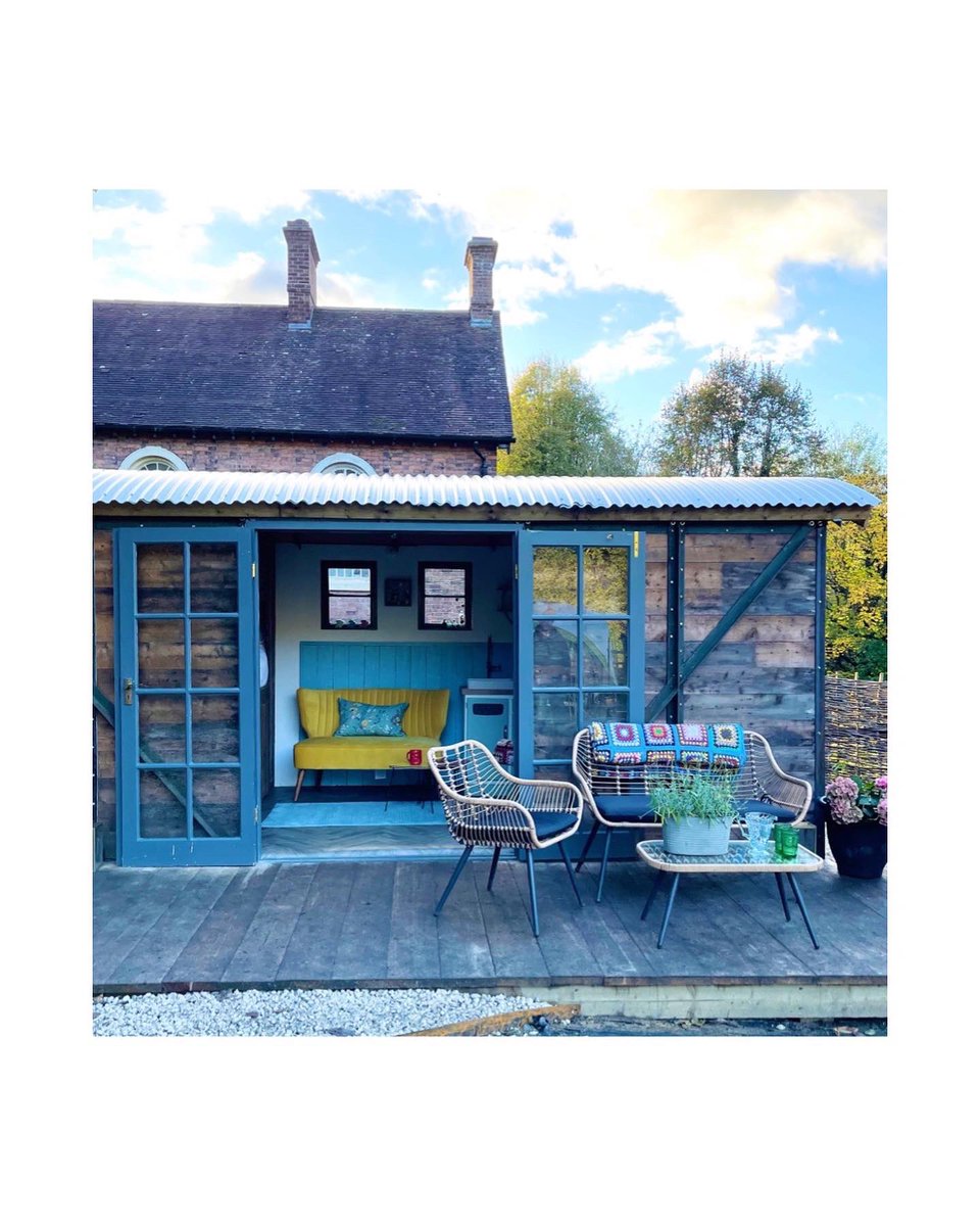 Rascal & Roses tweet media