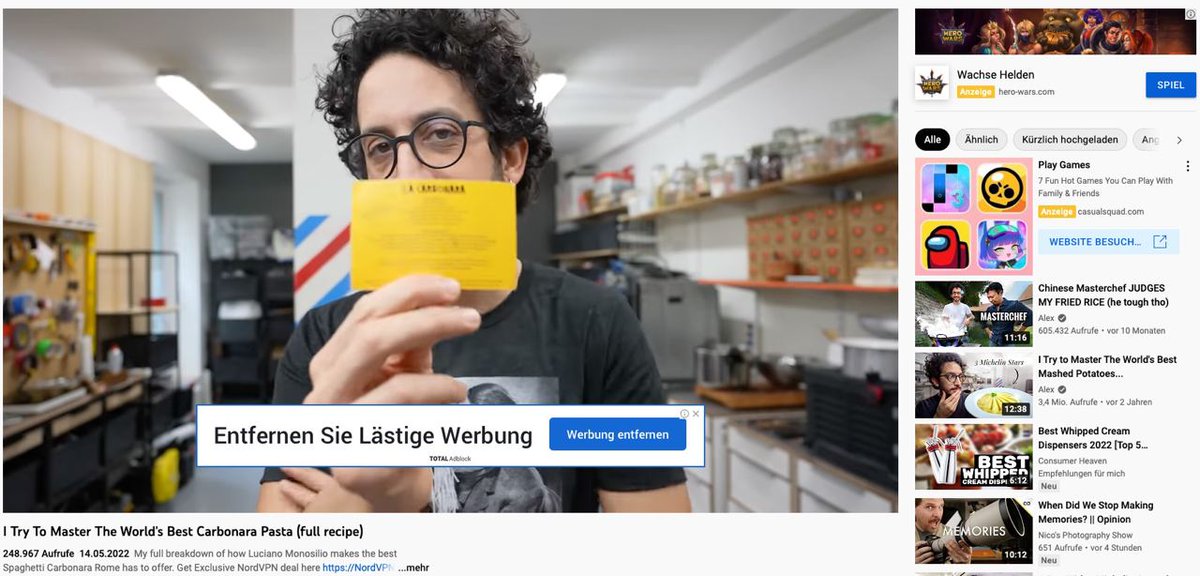 janigiano's tweet photo. nice, zusätzlich zu den zwei pre-roll ads, den zwei bis zehn mid-roll ads, den native ads der creators ("word from my sponsor") und den beiden ad-kacheln rechts oben ploppen bei youtube jetzt einfach kino.to-mäßige banner IM VIDEO auf, geile experience einfach https://t.co/YJW80pkqzh