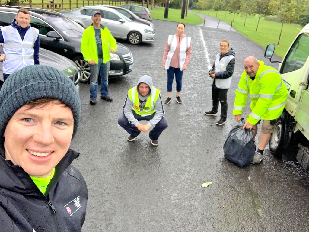 cooperationirl's tweet photo. Pride of Place Awards Category 5 – Areas with a Population over 5000. @BallinaCleanUp in #Mayo has won! Judges said “The obvious enjoyment and camaraderie that emanates from their cross-community activities was very much in evidence”. #ipbprideofplace @MayoCoco https://t.co/zKOYoSy7J0