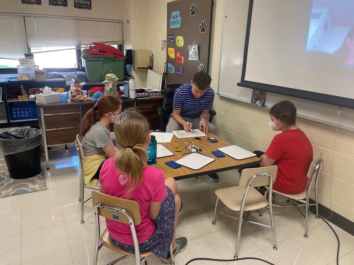 agpiron10's tweet image. Careers in math day for the 5th graders in high ability math!