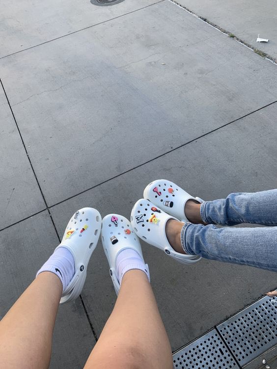 ChrisEmily101's tweet photo. wit Bff 💕 https://t.co/F8NaM8cBCT