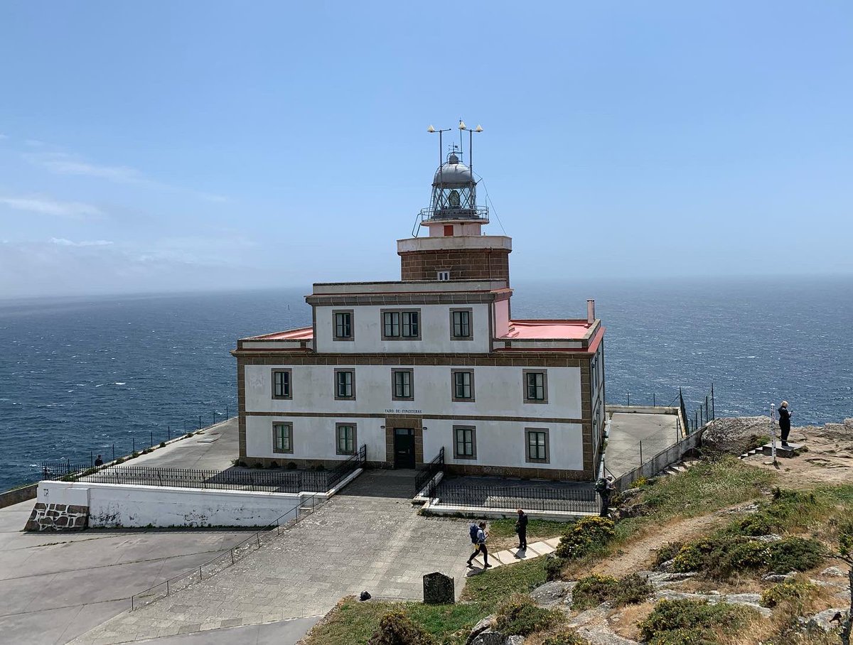 yudani_yudani's tweet image. Finisterre, faro y puerto ⚓️🛥⛵️🐬🐠😍. 
#excursionesenfamilia #excursionesmolonas #improvisando  #atesorandomomentos #fotodeldía📸 #finisterre #fisterra #galiciacalidade💙