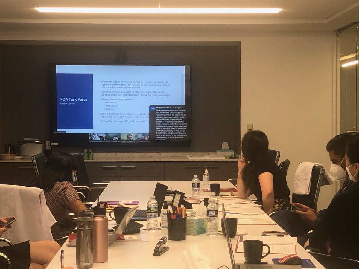 drsforamerica's tweet photo. We’re hereeeeee! #FDATASKFORCE is ready to meet with Congressional leaders to talk about the #UFAs and support a transparent @US_FDA! https://t.co/5PJanA9vZw