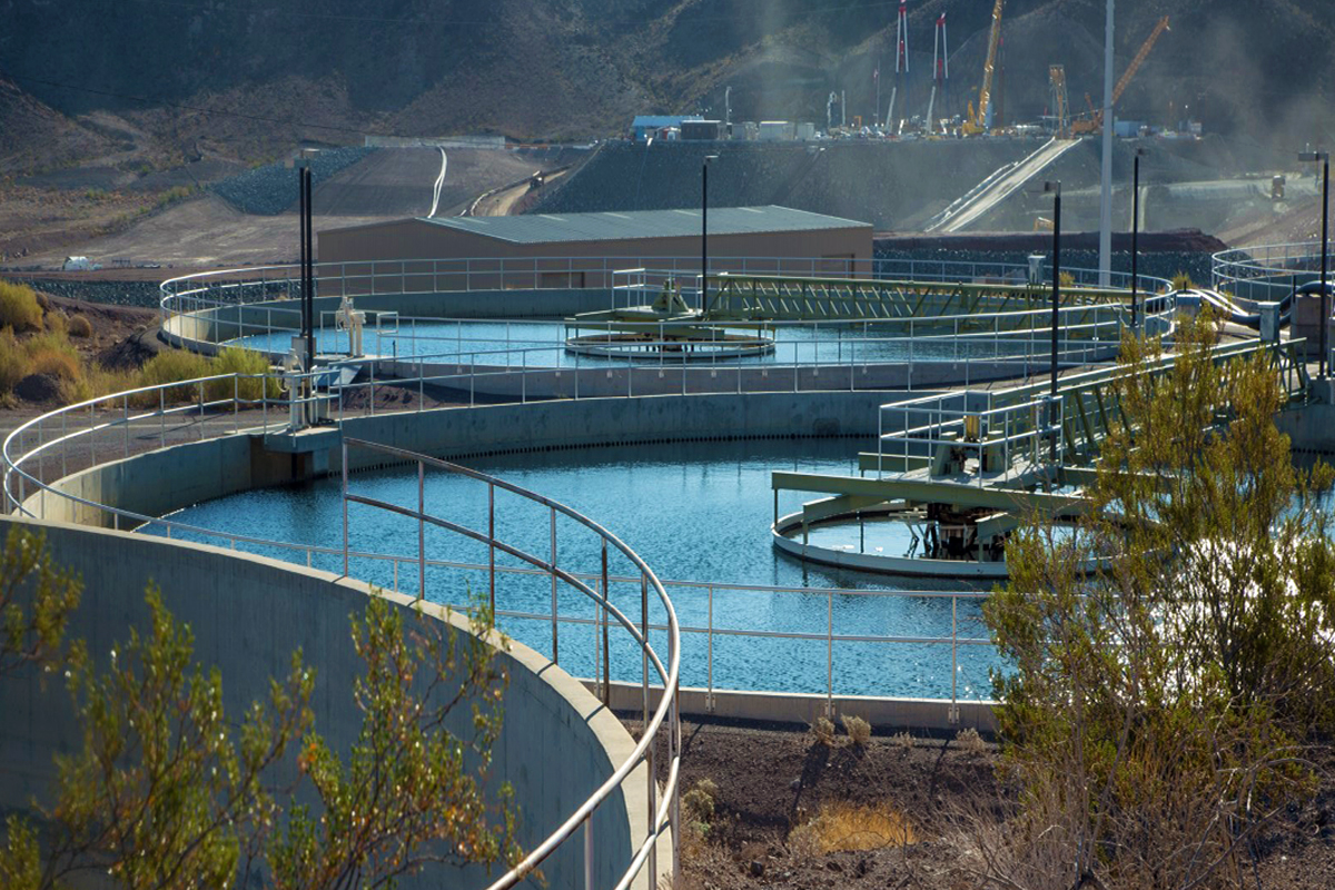 SNWA_H2O's tweet photo. Over the years, we have undertaken massive construction and engineering projects to create one of the most reliable and effective water systems. We #LeadWithInfrastructure.

Learn more about our world-class water infrastructure and treatment facilities: https://t.co/p4YLA1qWVj https://t.co/g8g08n9Hpf