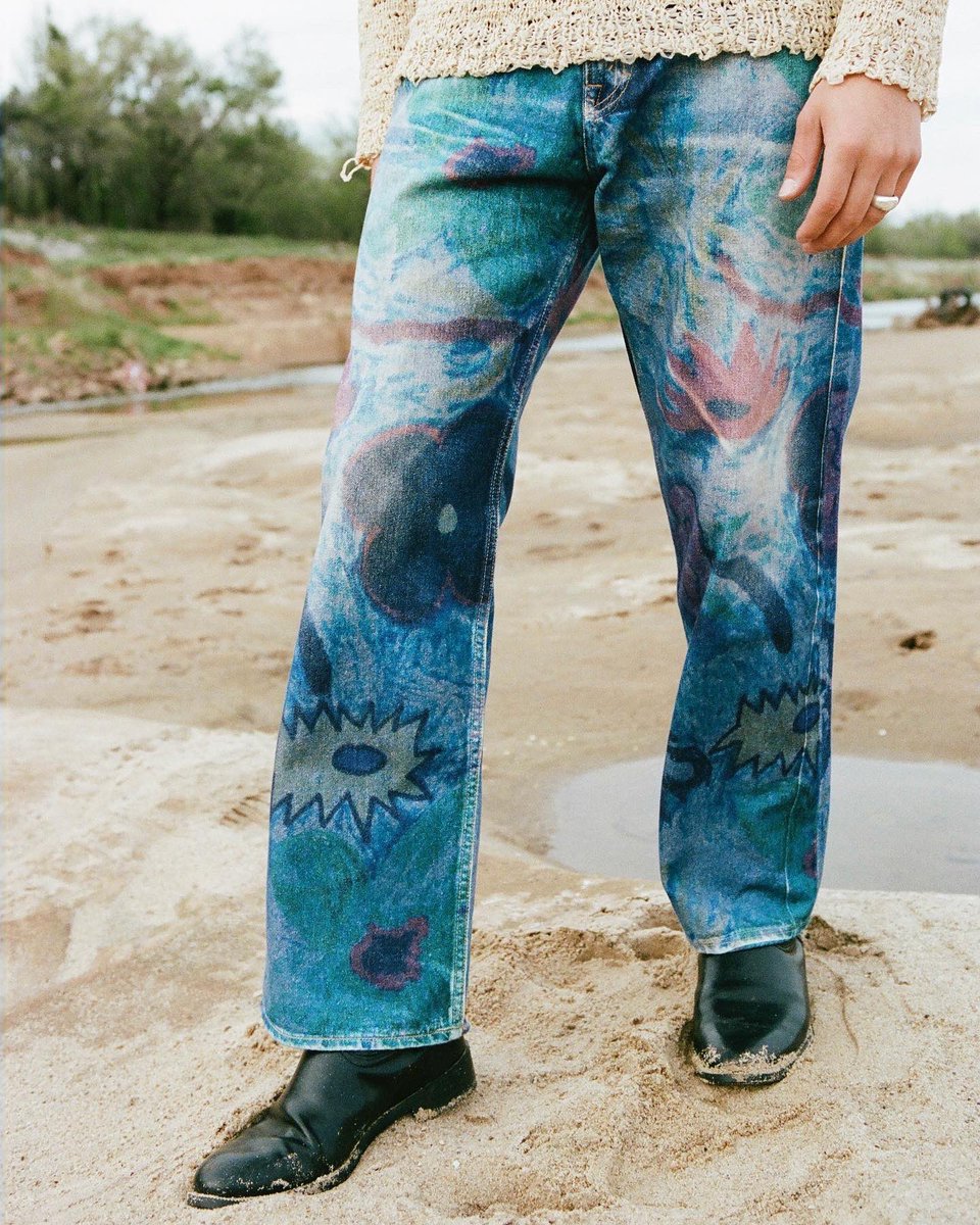 1032space's tweet photo. Our Legacy is known for creating signature silhouettes made from custom-developed fabrics. Our Legacy exists in the junction between familiar and irregular. https://t.co/GbkhpjuDGr

Shot by Brittany Phillips. https://t.co/P2L5tPtCvX