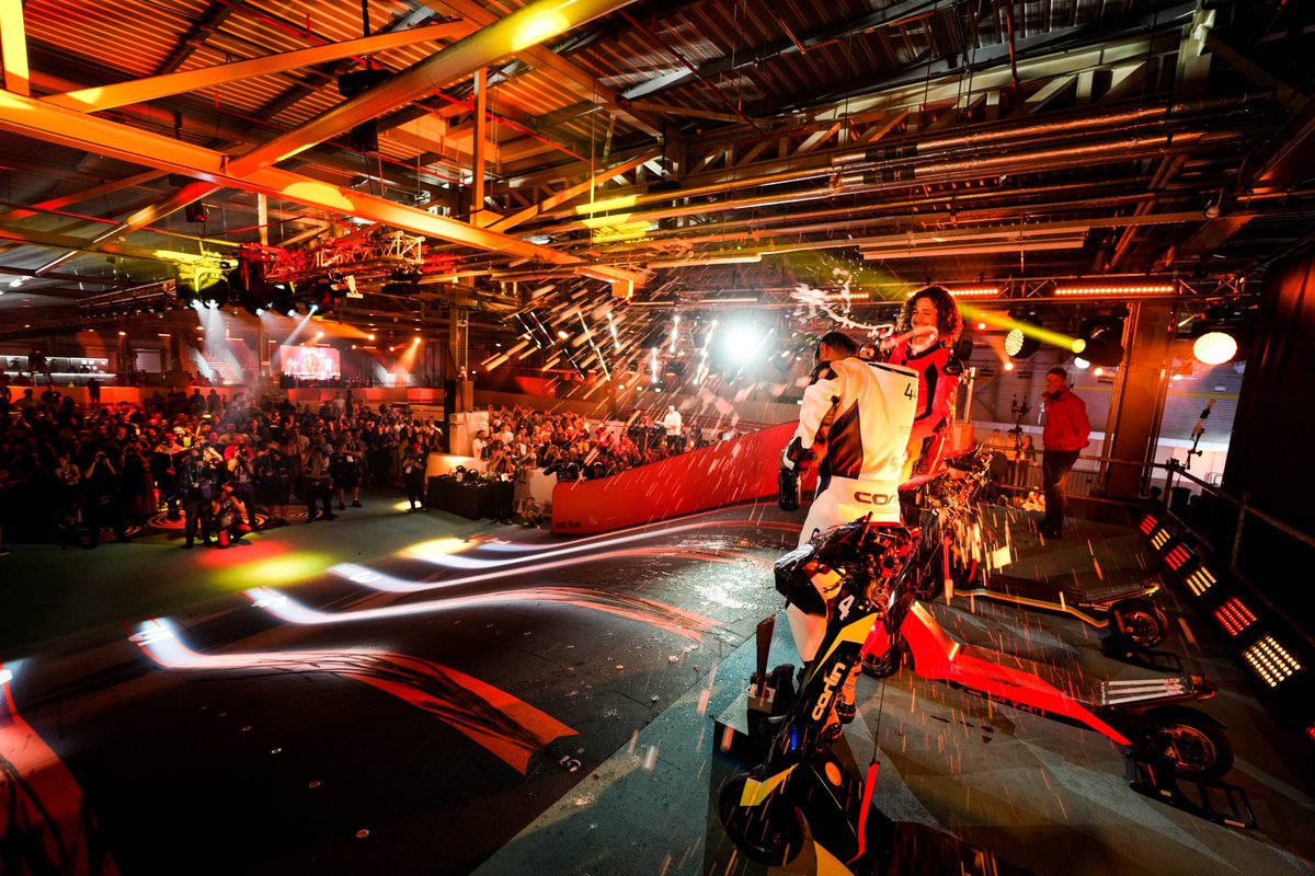 On Saturday May 14th 2022, a new sport was officially born! A huge milestone for us as we successfully held the first ever round of <a href="/eSC_LIVE/">eSkootr Championship ⚡🛴</a>  in the heart of London. Immensely proud of our team, partners, and athletes who gave it their all to make it a success!

#eSCRacing