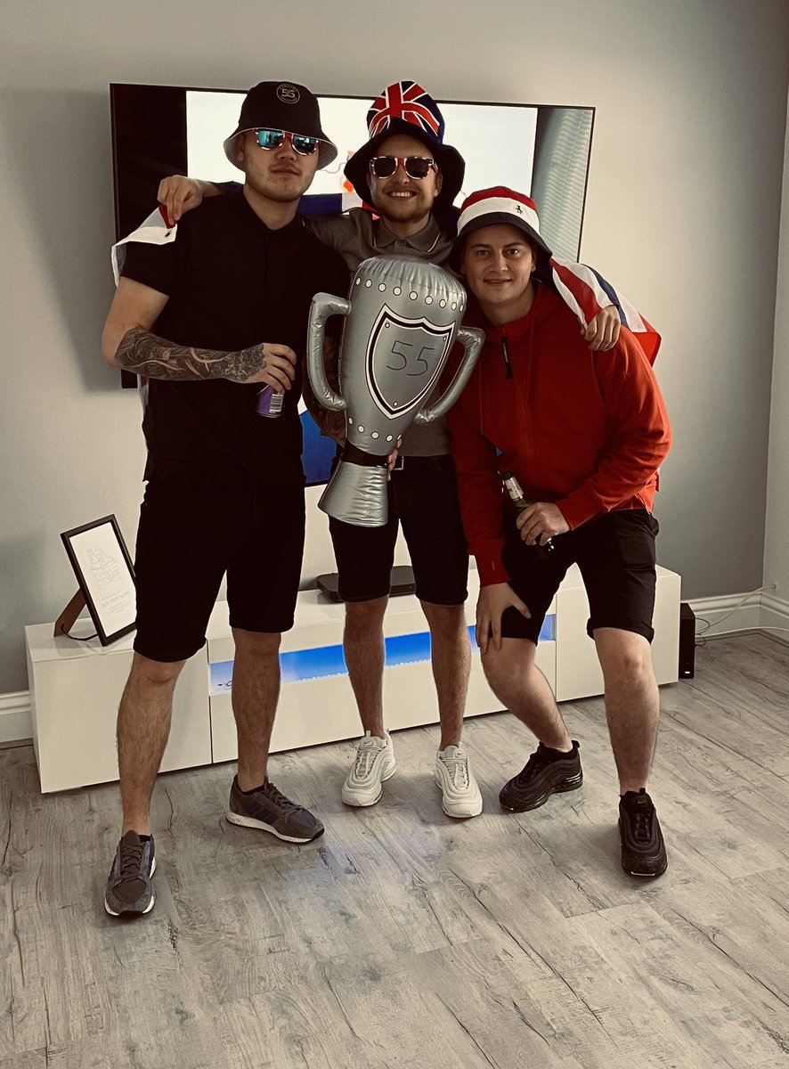 Lewis_To's tweet photo. Absolutely buzzing that the 3 of us have got tickets for the final. From the 3rd division to the Europa League Final. This is what it’s all about man💙🇬🇧🇪🇸 #VivaEspaña https://t.co/6HUcPgJXZ8