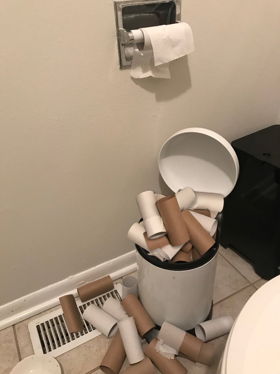 atdanwhite's tweet image. Made my famous “Jalapeño Buffalo Dip” for my wife’s Sunday Wine Club. Yea, I’d say the gals enjoyed it 😎