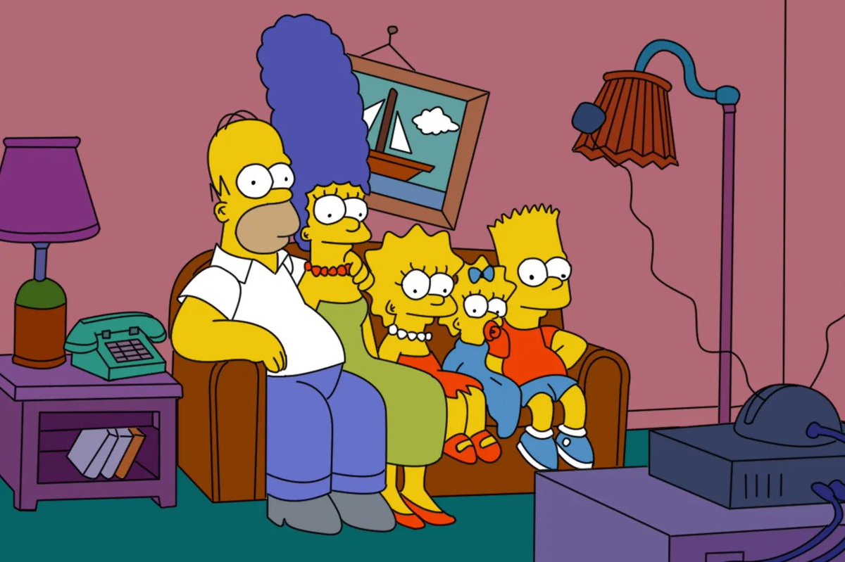 DiscussingFilm's tweet photo. ‘THE SIMPSONS’ will officially return for Season 34 later this year. https://t.co/d8ofaX0l6C
