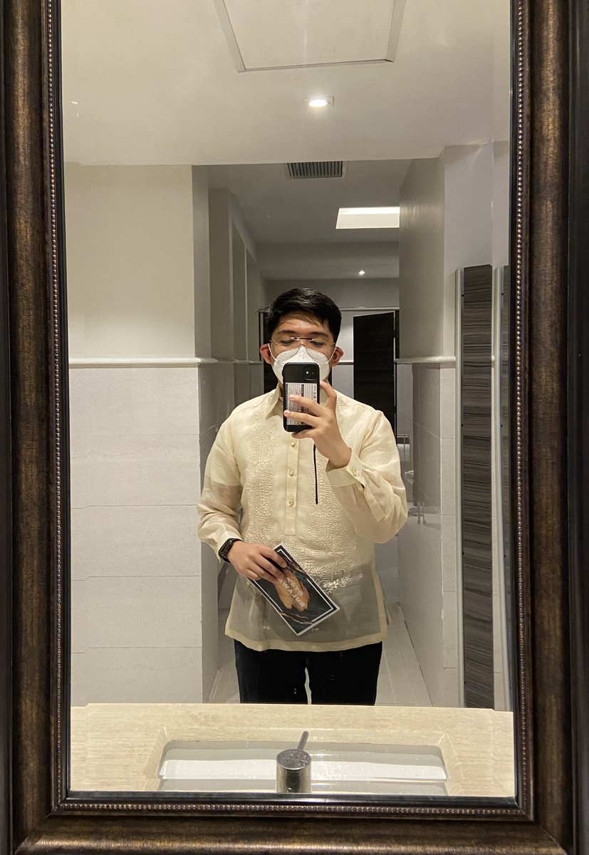 _capsaicin's tweet photo. Mandatory CR shot. @ #Bulawan: The UP PGH Department of Surgery Graduation https://t.co/KWcffCu8iG