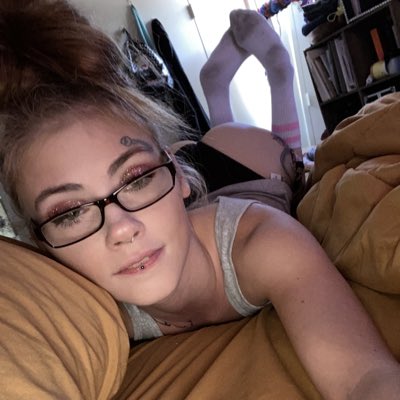 Thought it was about time to update my profile pic. #NewProfilePic #Loveyourself #BeYourOwnBoss https://t<a href="/tag/loveyourself"class="tags"><span>#loveyourself</span></a><a href="/tag/beyourownboss"class="tags"><span>#beyourownboss</span></a><a href="/tag/newprofilepic"class="tags"><span>#newprofilepic</span></a>