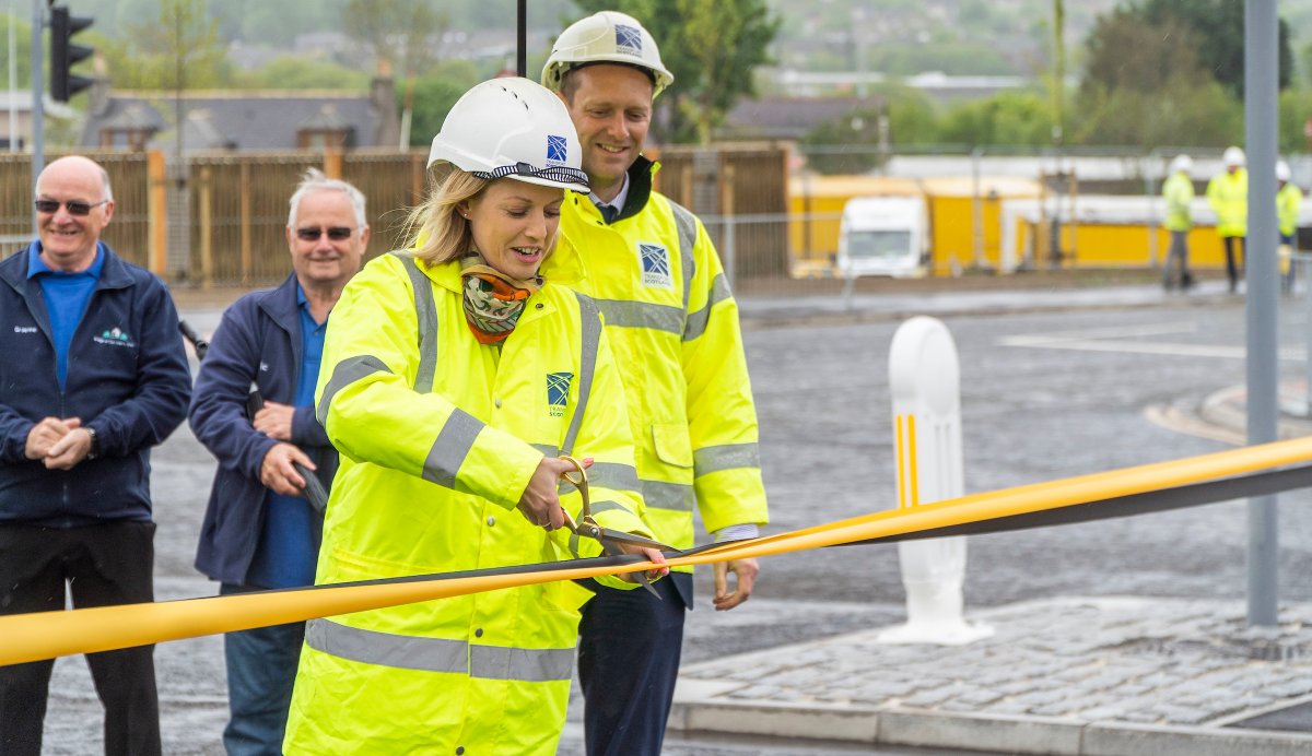 transcotland's tweet photo. Today @JennyGilruth officially opened the @ScotGov funded #A92/#A96 #Haudagain Improvements.
 
The completed project will:
 
🔹 improve traffic flow
🔹 make journey times more reliable
🔹 bring #ActiveTravel benefits
 
Read more ➡️ https://t.co/lF3e1LxQAR https://t.co/SXc7y2VI1j