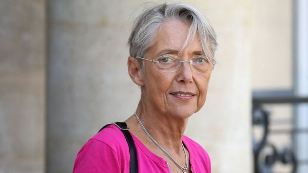 Elisabeth borne son fils