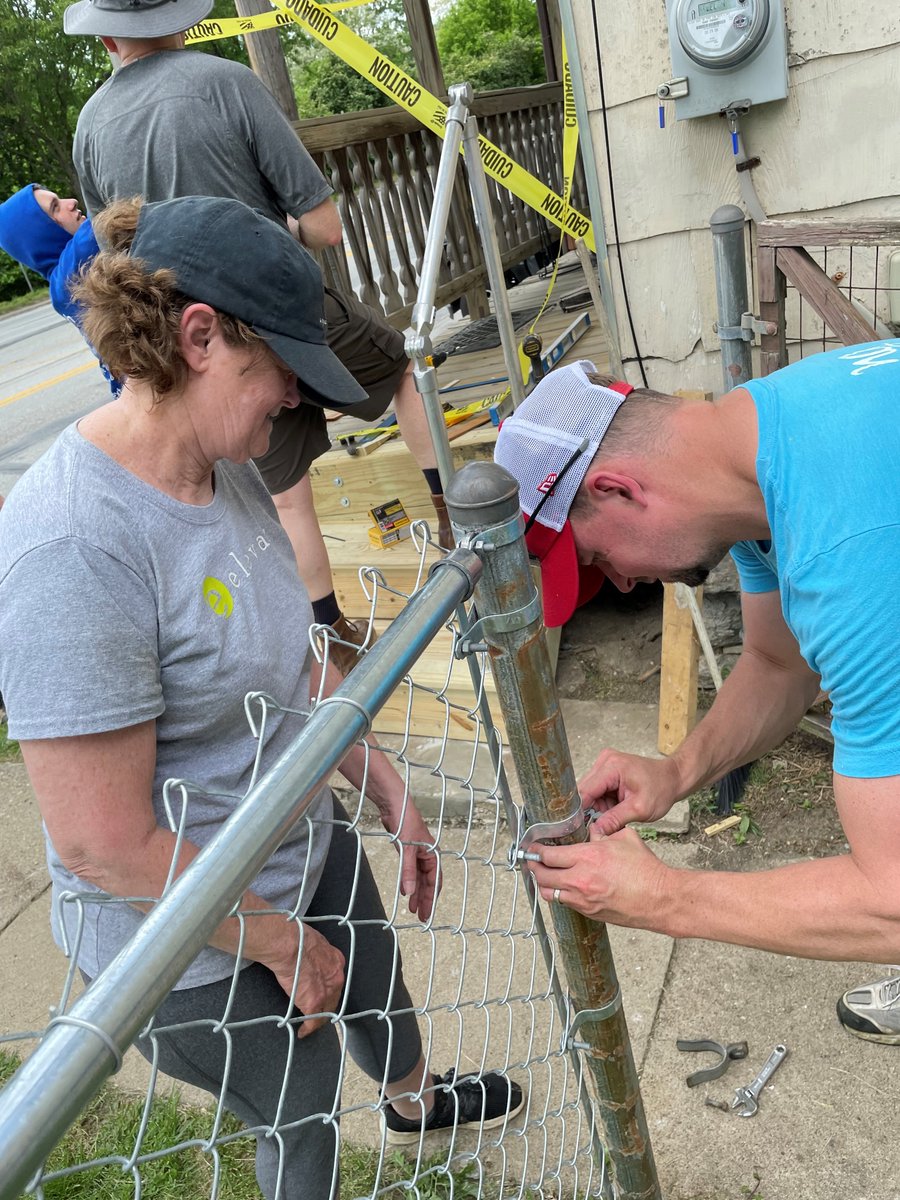 Elevar_Design's tweet image. Our Repair Affair crew from this weekend! We worked with @PWCCincy on Saturday morning to replace some steps and a fence. PWC provides critical home repair maintenance services, helping to restore safety and security to their clients, learn more here: bit.ly/38uwwaQ