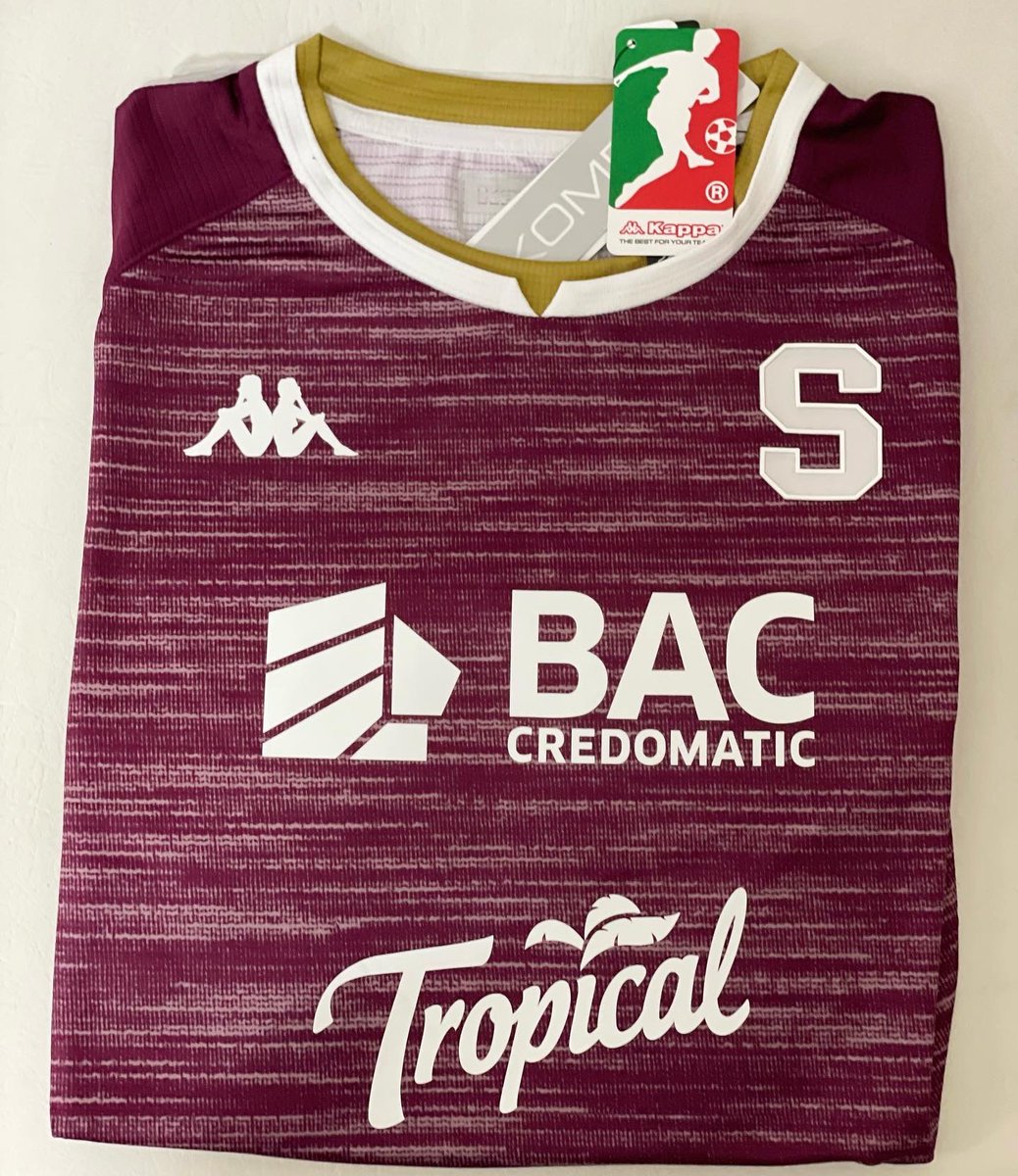 Sigue a @tdmas_cr y <a href="/tdmaxcr/">TDMAX</a>, dale RT y participa por la camisa del mas grande de Costa Rica.