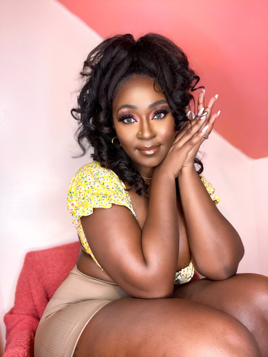 I am a professional Experienced graphic designer using Adobe Photoshop. You need any photoshop editing?

View my service👉👉fiverr.com/aysha_retoucher

#clippingpath #backgroundremoval #imageediting #photoshop #photoediting #whitebackground  #retouching #photoretouching #retouch