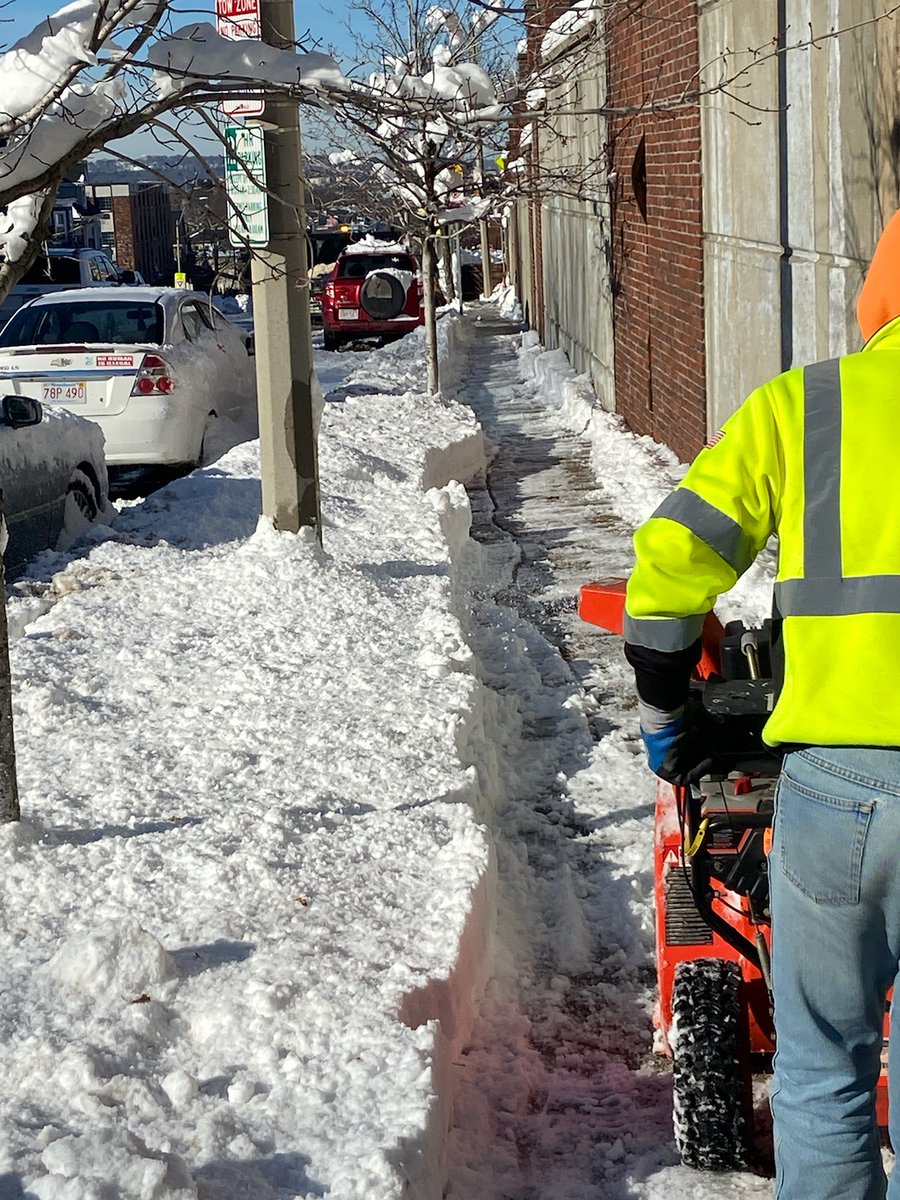 It's #NationalPublicWorksWeek and we’re celebrating our Public Works staff. Please join us in thanking DPW for staying ready and resilient in their efforts to keep #Somerville safe, clean, and welcoming.
