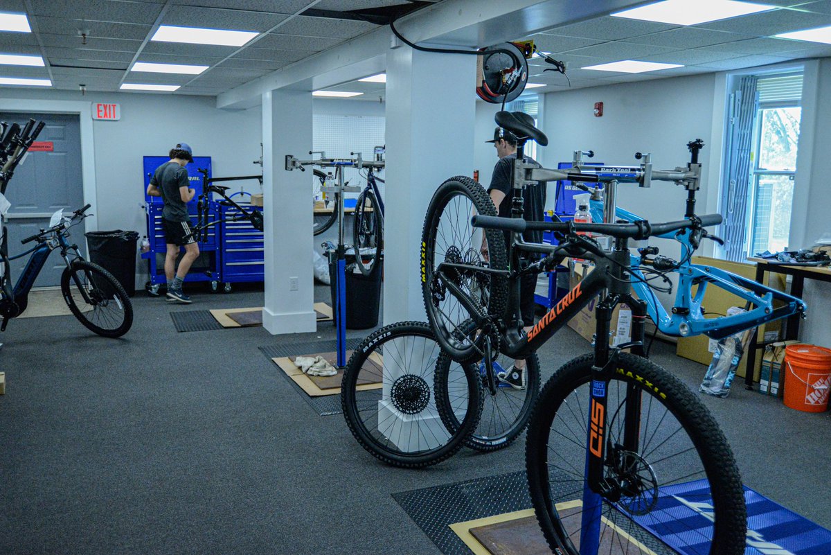 alpinebikeworks's tweet photo. We had a fantastic opening weekend! Thanks to everyone for all your support.
 We’re very proud of how great the store is looking and felt like sharing some pics with you all of the new store. Let us know what you think in the comments! https://t.co/gHdTE4w0Fu
