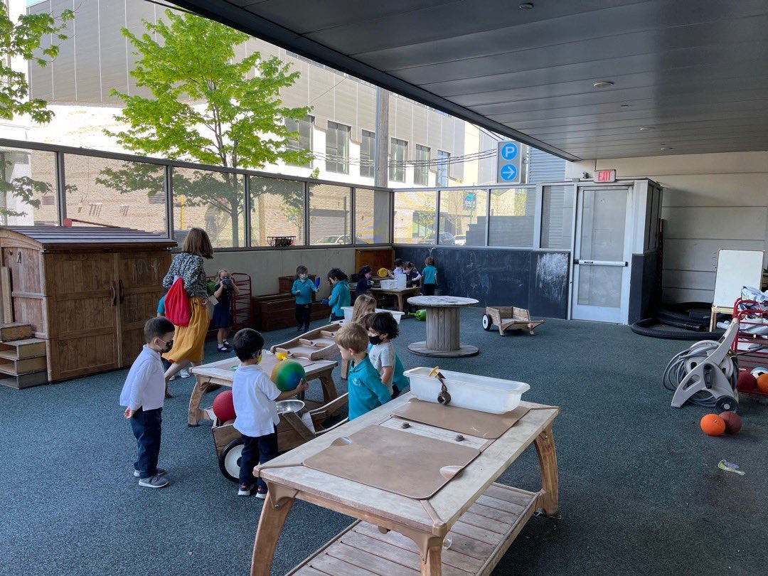 prenurserybisc's tweet image. The #curiouscaterpillars and #darlingducklings took a trip to the main building today to get a feel for their new school this fall! They’re ready for Nursery! #bisclp #bisclincolnpark #nordangliaeducation @BISCLincolnPark @BISCLPNursery @Simonamsharp