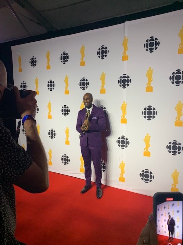 Congratulations to David Suzuki Secondary School’s music teacher Darren Hamilton who won the 2022 <a href="/MusiCounts/">MusiCounts</a> Teacher of the Year award <a href="/TheJUNOAwards/">The JUNO Awards</a> last night. We are all very proud to have you at our school #suzukiproud #grizzpride <a href="/PeelSchools/">Peel District School Board</a>