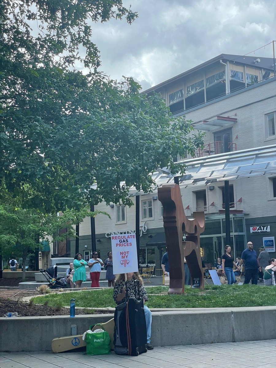supahgrace's tweet photo. Signs from a rally in Greenville :) #greenville #AbortionIsHealthcare #AbortionRightsAreHumanRights https://t.co/n0LI3KqPAB