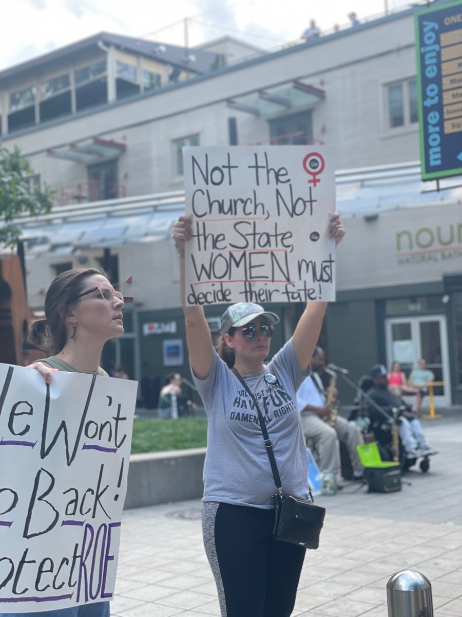 supahgrace's tweet photo. Signs from a rally in Greenville :) #greenville #AbortionIsHealthcare #AbortionRightsAreHumanRights https://t.co/n0LI3KqPAB