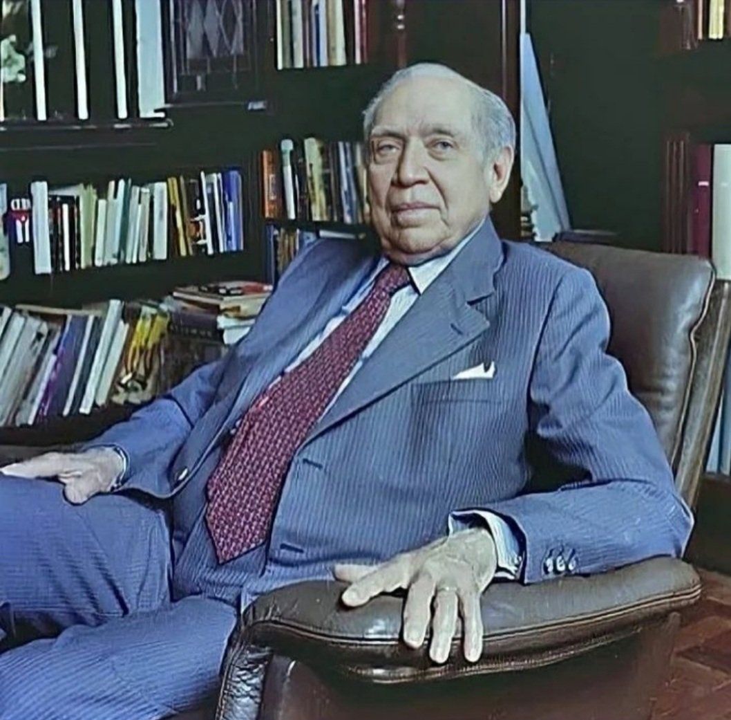 juanborrelli's tweet photo. El 16 de mayo de 1906, nace este gran Venezolano hecho de madera fina, eminente Humanista, dejó una huella imperecedera, ejemplo para generaciones. https://t.co/C2DyxI7K0x