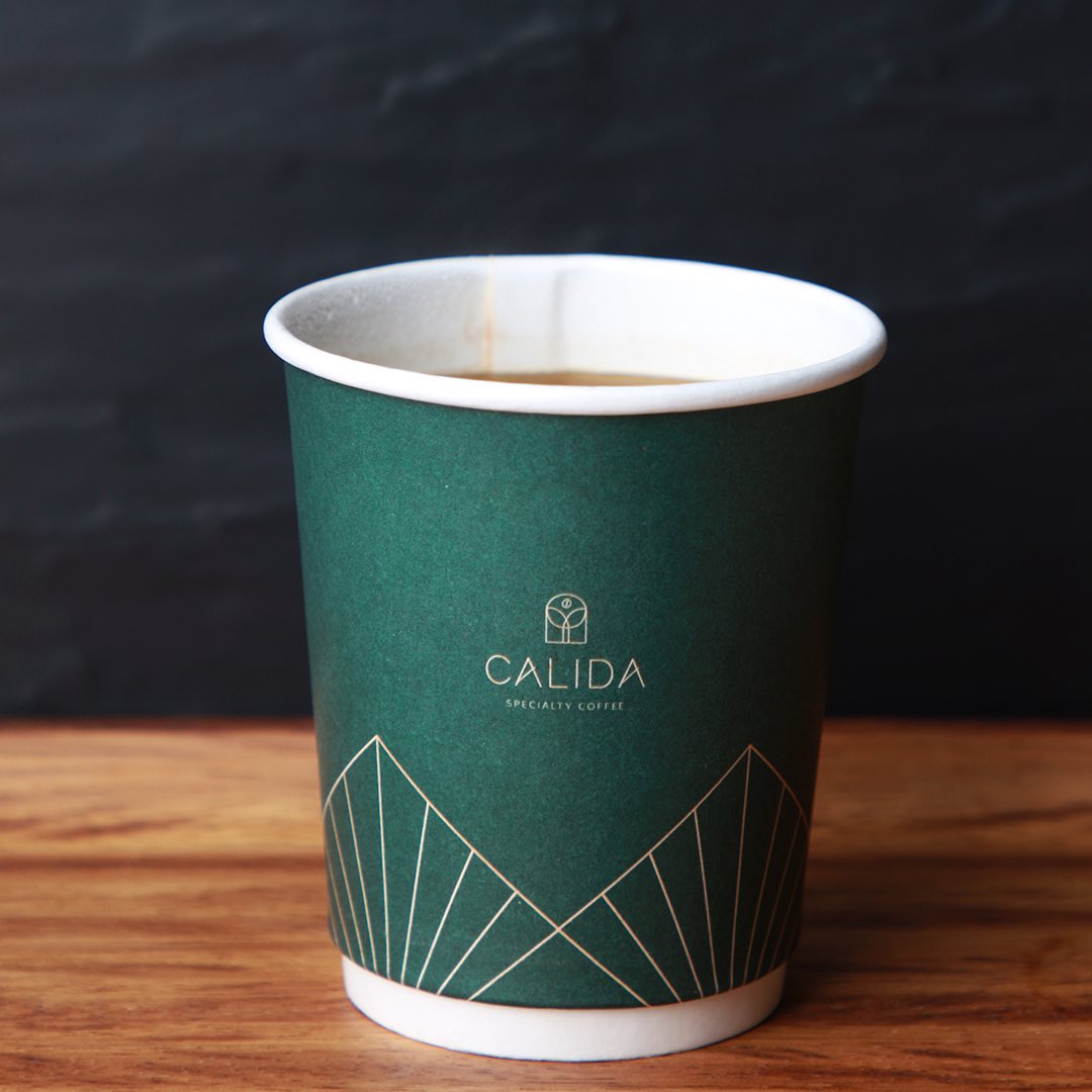 CalidaCoffee's tweet photo. Our friends🤍 your coffee is waiting for you 
زوارنا أصدقاء أيامنا الحلوة🤍 قهوتكم تنتظركم

#calida #specialtycoffee #coffee #Jeddah#كاليدا #قهوة_مختصة #جدة #موسم_جدة https://t.co/LCAR6s6Sk4