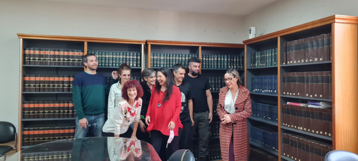 Escena tweet media