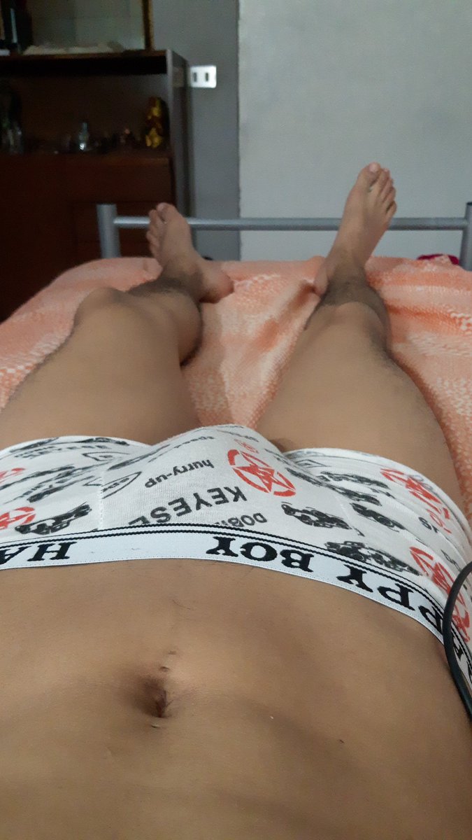 angeldebluue's tweet photo. Odio il caldo https://t.co/6QN7Ee2kRP