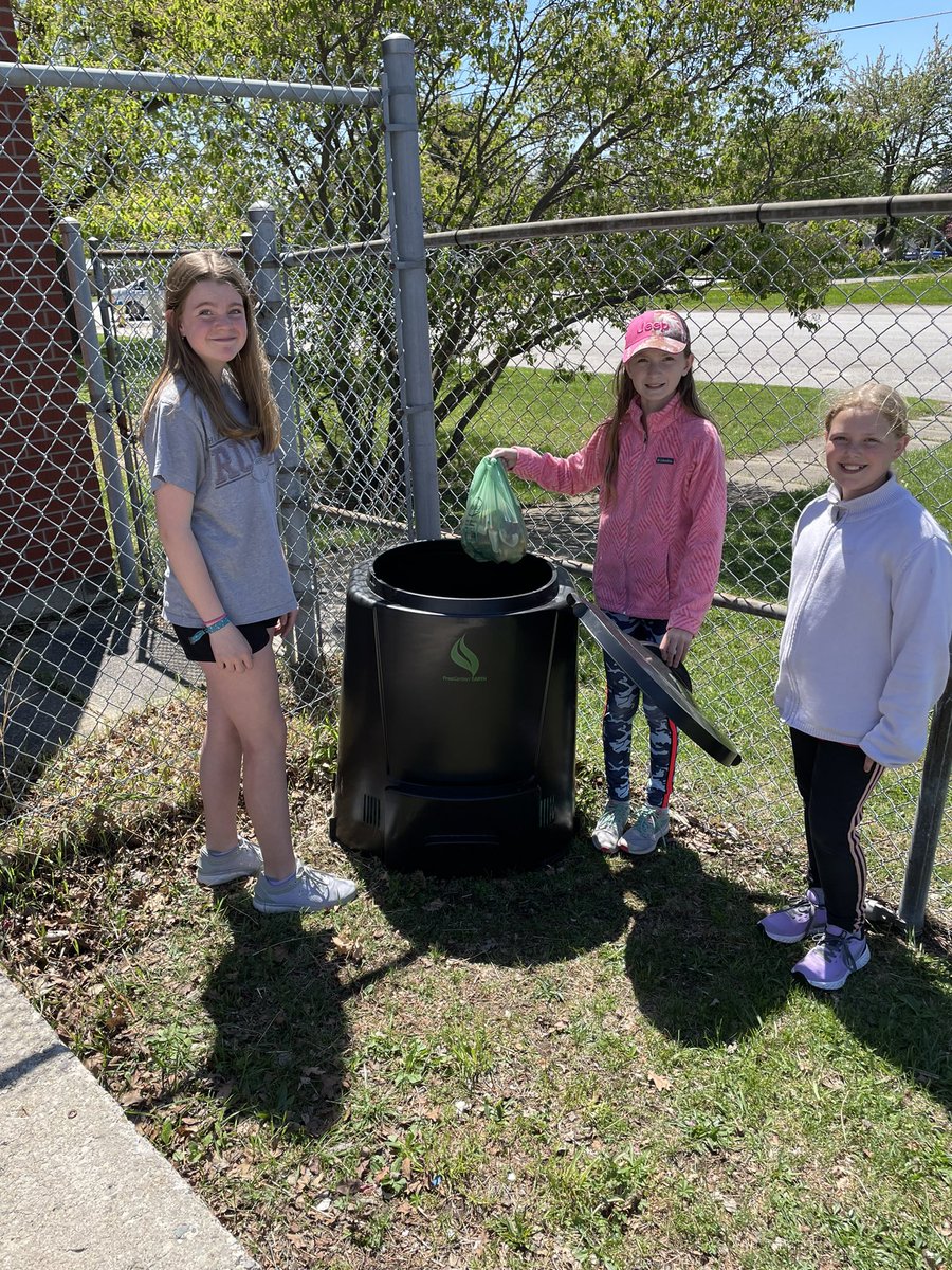 ELES compost crusaders are hard at work today! #environmentalstewardship #lkdsb #changemakers
