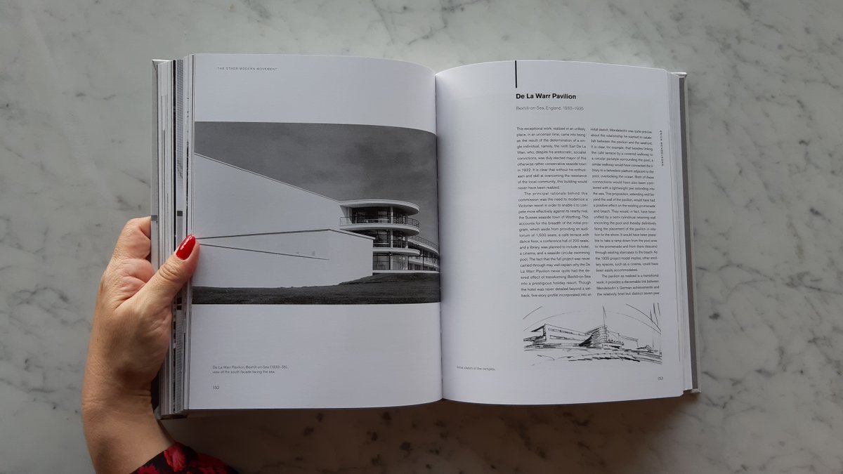 PodioMX's tweet photo. Martes de Libro: El otro movimiento moderno
Leer más 👉 https://t.co/aJNXuj3xGE
#KennethFrampton #MartesdeLibro #arquitectura #libros #librosrecomendados #desdeelpodio https://t.co/Y0IsZNWlQv