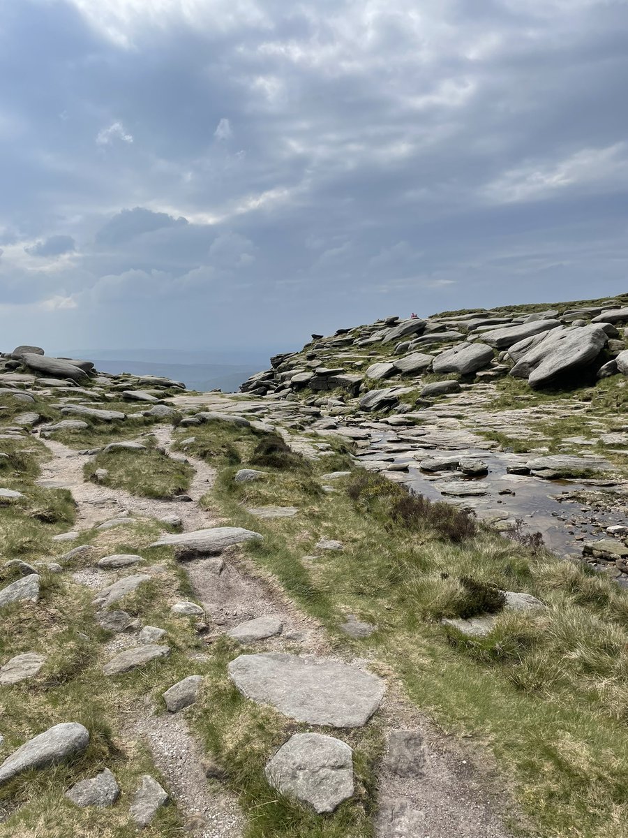 turnale3's tweet photo. Too tired to tweet yesterday after a 20 mile hike on Kinder’s plateau. Here’s Kinder Downfall where it looks like the world just falls away. Training for @macmillancancer #mightyhike #kinderscout #kinderdownfall #soreknees #hike #PeakDistrict https://t.co/An345sXdA0