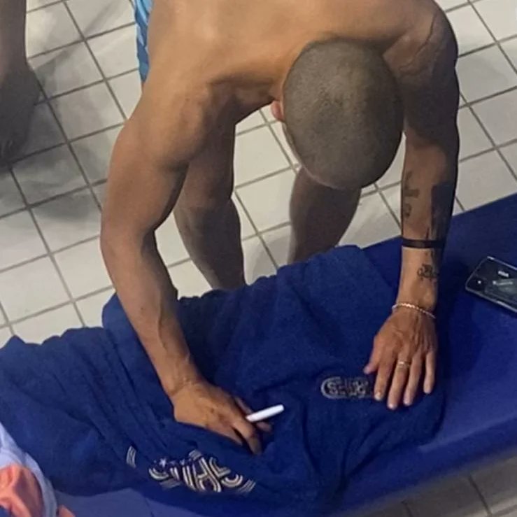 Big Thanks to our friends in London (&amp; <a href="/MaxGeorge/">Max George</a> 😍) we've managed to get an amazing &amp; exclusive prize for the #GoldForeverBash raffle already.... Max's robe from the swimming events on <a href="/TheGamesTV/">Yuri De Jesus</a>! It's also signed by Max! Dont miss out - tickets here: eventbrite.co.uk/e/the-gold-for…