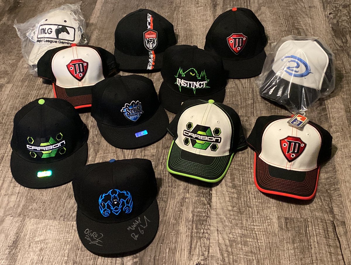 JGravity tweet media