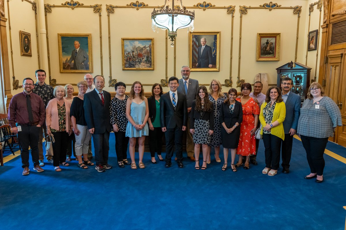 Today, the 4 members of @GovHolcomb's STEM Team joined <a href="/TOS_Mitchell/">Kelly Mitchell</a> and <a href="/SecJennerIN/">Dr. Katie Jenner</a> at the Statehouse to celebrate their achievements in STEM!

Congratulations!

🔬 Allison Maskew, <a href="/NobSchools/">Noblesville Schools</a>
💻 Rama Khabbaz, <a href="/Valpo_Schools/">Valparaiso Community Schools</a>
⚙️ Siya Goel, @WL_RDP
📐 Matthew Liu, <a href="/CNHSBullDogs/">CNHS Bull Dogs</a>