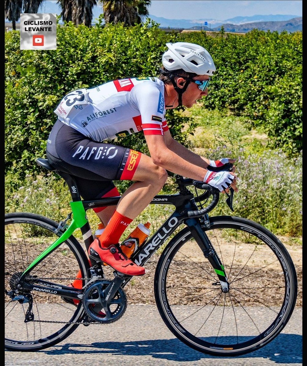 🥵 Como se preveía, la #ChallengeAlicanteInterior ha resultado durísima.

📊 <a href="/villaverde_joel/">Joel Villaverde</a>, 19º en la General Final, entre la veintena de ciclistas que finalizaron ambas jornadas.

💪🏼 Gil, <a href="/Joseurrea_03/">Jose Urrea</a> y <a href="/Juanjotd02/">Juanjo Torres</a> también mostraron un buen nivel en el final de la Font Roja.