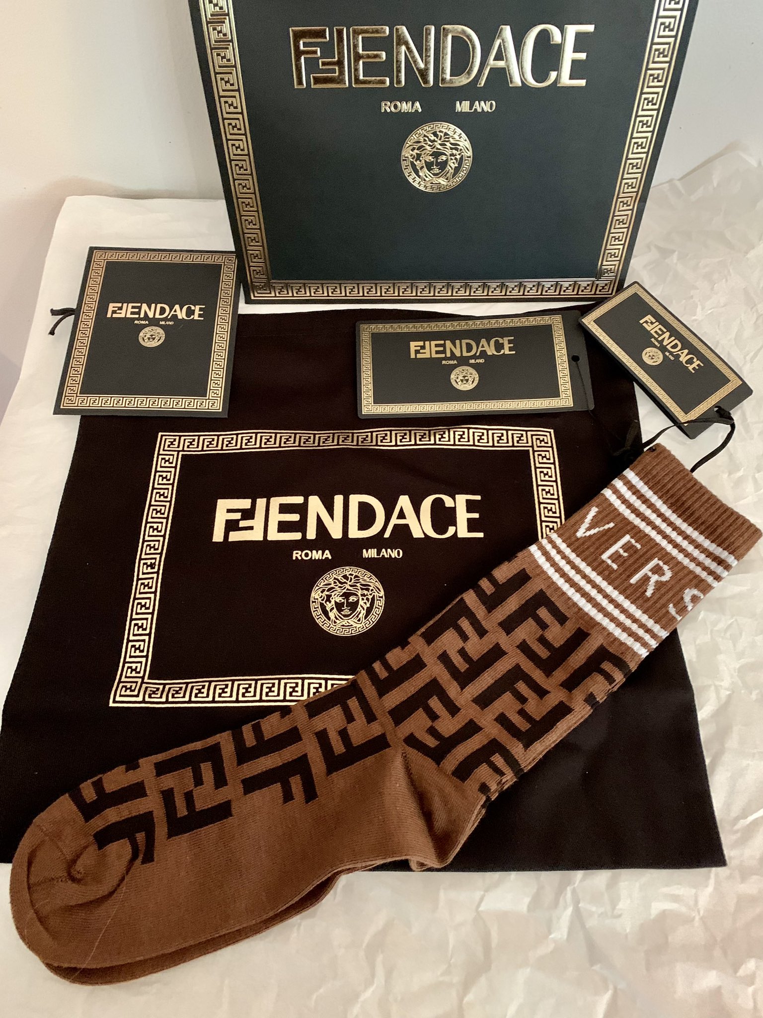 Fendace Socks - ayanawebzine.com