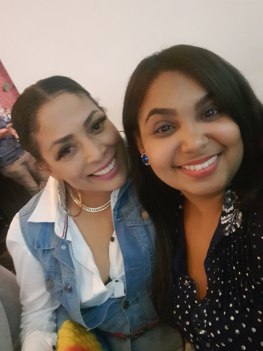 Compartir con una de mis cantantes favoritas 🎤 <a href="/pmorenamarcel/">Marcel Piel Morena</a>  🎶 #pielmorena #srtalebron #radio