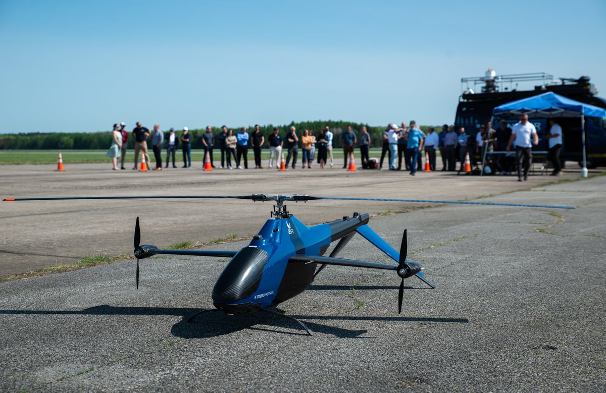 GENIUSNYProgram's tweet photo. Take a peak at the GT20 Gyrotrak by #AirialRobotics taking flight at the NYS UAS FAA Test Site managed by @NUAIR. The flight demo is integral to getting medical transport and precision mapping projects off the ground. https://t.co/9FKdRIAsCZ https://t.co/41s70bhKSj