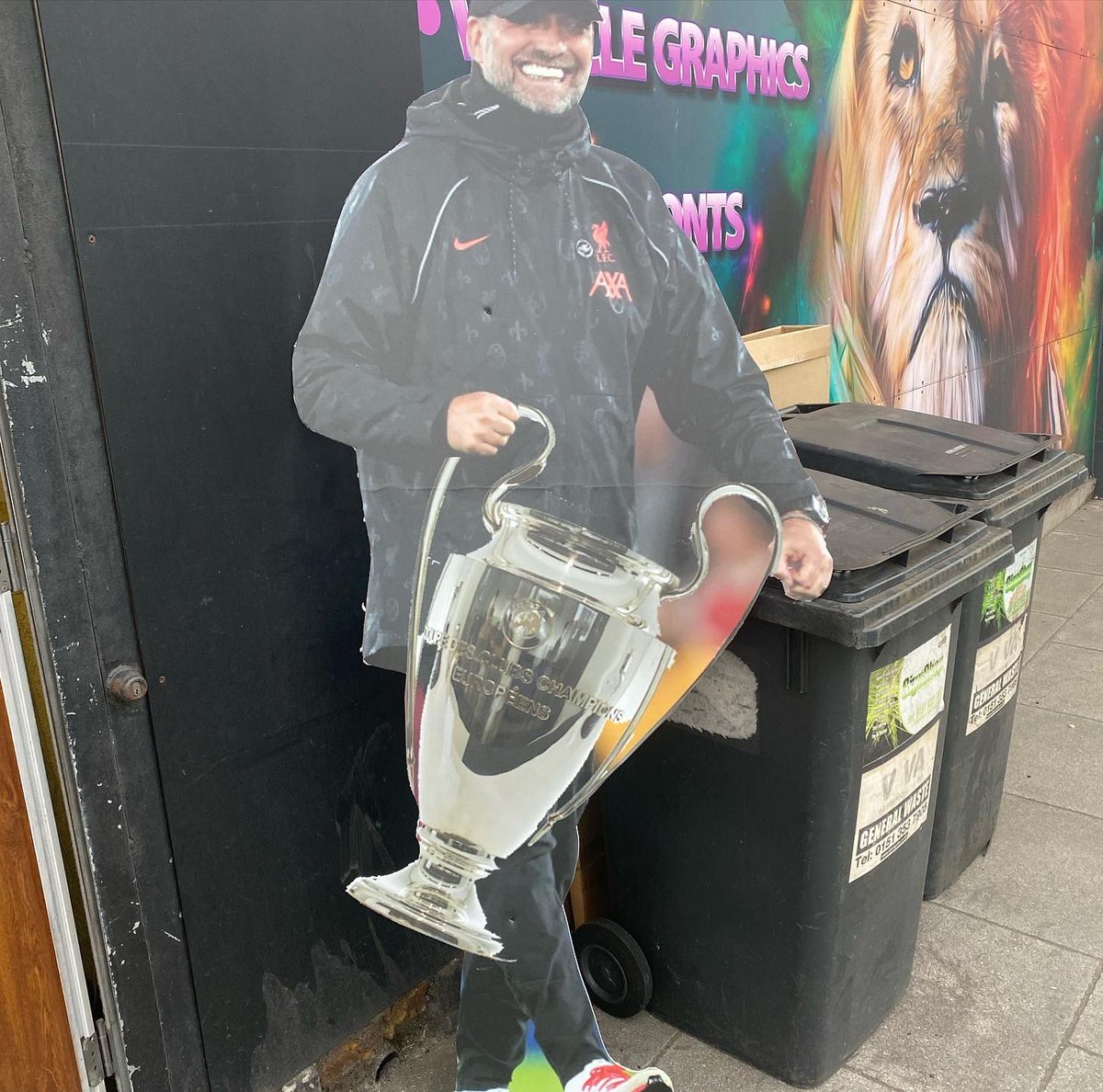 orionsigns's tweet photo. Full life size free standing cut outs of Jurgen just £25 each https://t.co/snFzp4qeHd