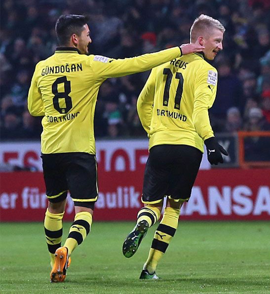 FoliBVB's tweet photo. Mach et @sebastiankehl https://t.co/ESD2fhG0J9