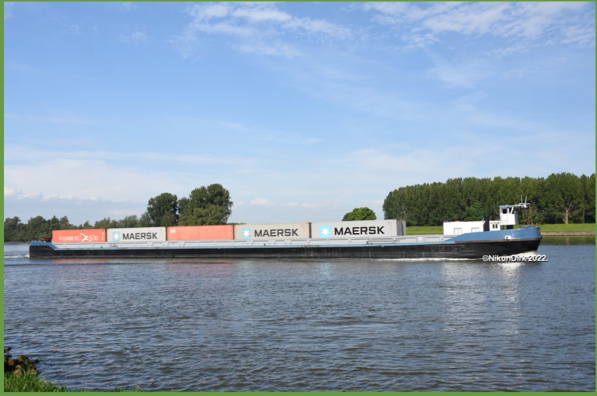 Nikondirk's tweet photo. Vind het met zo'n onderwerp vaak best lastig om de juiste horizontale lijn te bepalen.. 🤔 #bergop #bergaf https://t.co/yQiZ3yhlXg