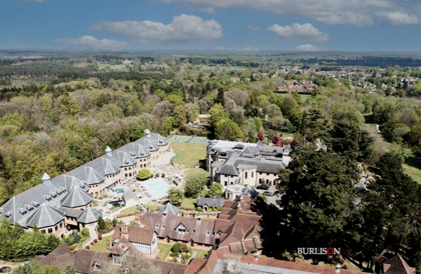 PennyhillPark's tweet photo. We are delighted to be a finalist in this years @GoodSpaGuide awards for Best Destination Spa. We'd be super grateful if you could take a moment and head over to their website and vote https://t.co/6Fbki6hJmi
#goodspaguideawards #goodspaguide
( π· @BURLISONphoto ) https://t.co/p2IjMqQO3n