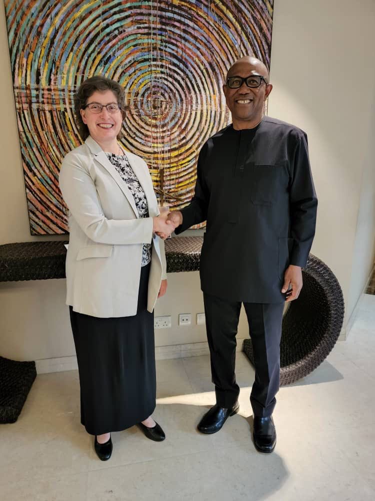 PeterObi's tweet photo. Today, at a breakfast meeting with the Chief Executive of Commonwealth Enterprise and Investment Council, Rosie Glazebrook, in Lagos State, I emphasize the importance of education as a critical key to national development. https://t.co/yH7JBuv8Fc