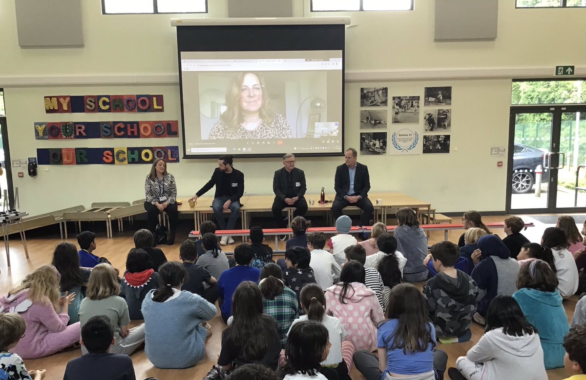 BeaverRoad_Pri's tweet photo. Thank you to our panel of business angels @VisibilityRM @operameducation @tangerinedaily @ManUtd @Energize_Group for launching the Enterprise Business programme for Year 6 2022! https://t.co/VT2qqIKqQt